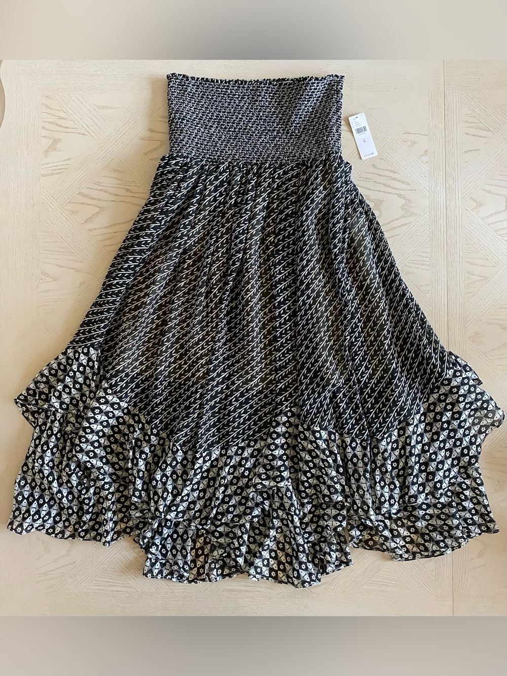 Anthropologie Akemi + Kin Theola Pull-on Ruffle Hem Maxi Skirt Tube Dress Size M